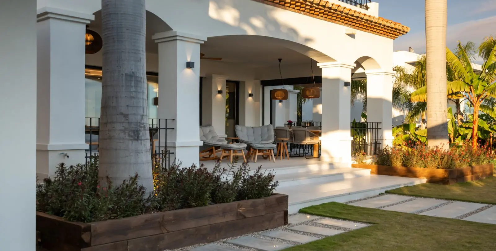 Venta de villa independiente en Los Flamingos 34
