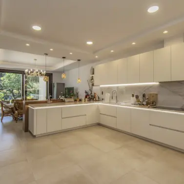 Venta de villa independiente en Guadalmina Baja