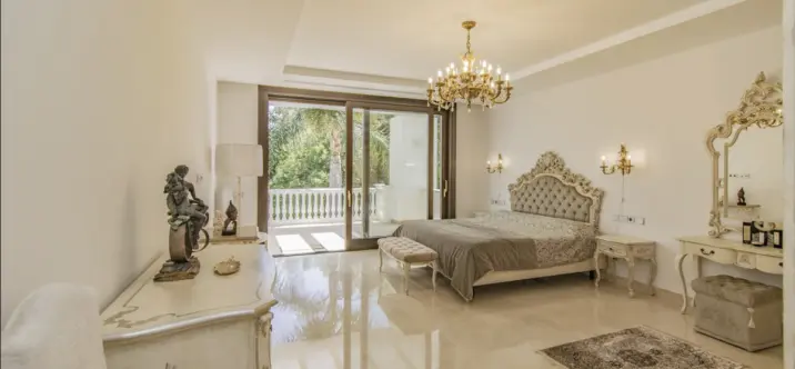 Venta de villa independiente en Guadalmina Baja 4