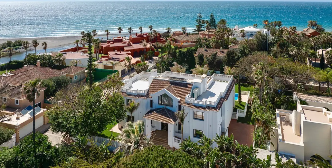 Продажа  отдельно стоящей виллы в Guadalmina Baja 7