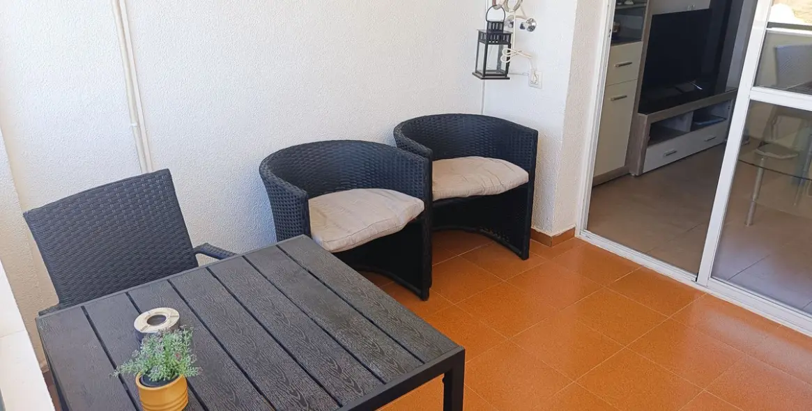 Продажа апартаментов на среднем этаже в Carvajal 14