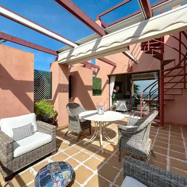 Sale of penthouse in Manilva