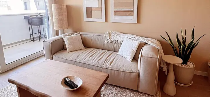 Sale of middle floor apartment in Estepona 4