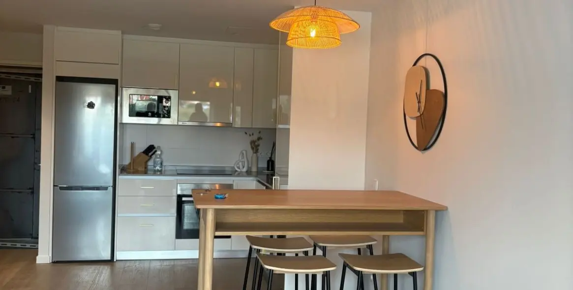 Sale of middle floor apartment in Estepona 6