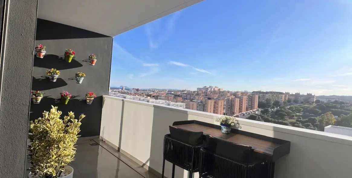 Sale of middle floor apartment in Estepona 14