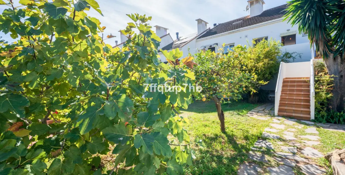 Продажа таунхауса в Estepona 6