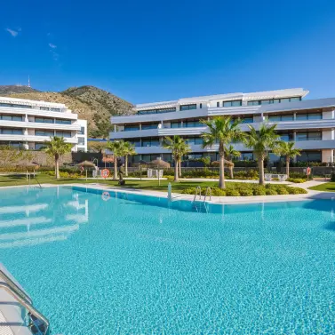 Продажа апартаментов на среднем этаже в Fuengirola