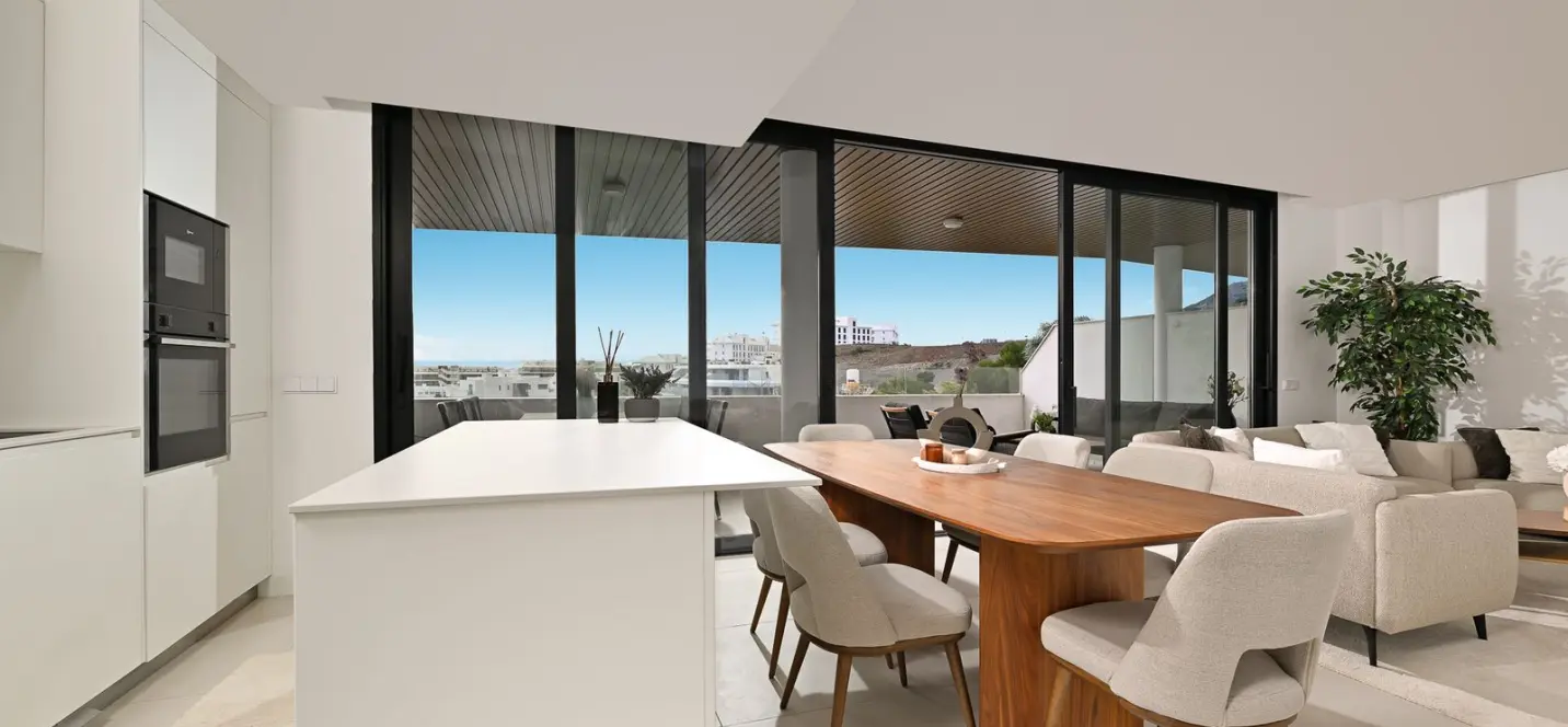 Venta de apartamento en planta media en Fuengirola 4