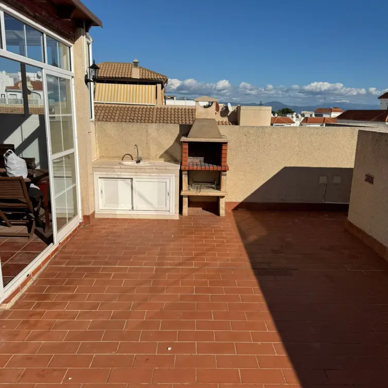Sale of penthouse in El Pinillo