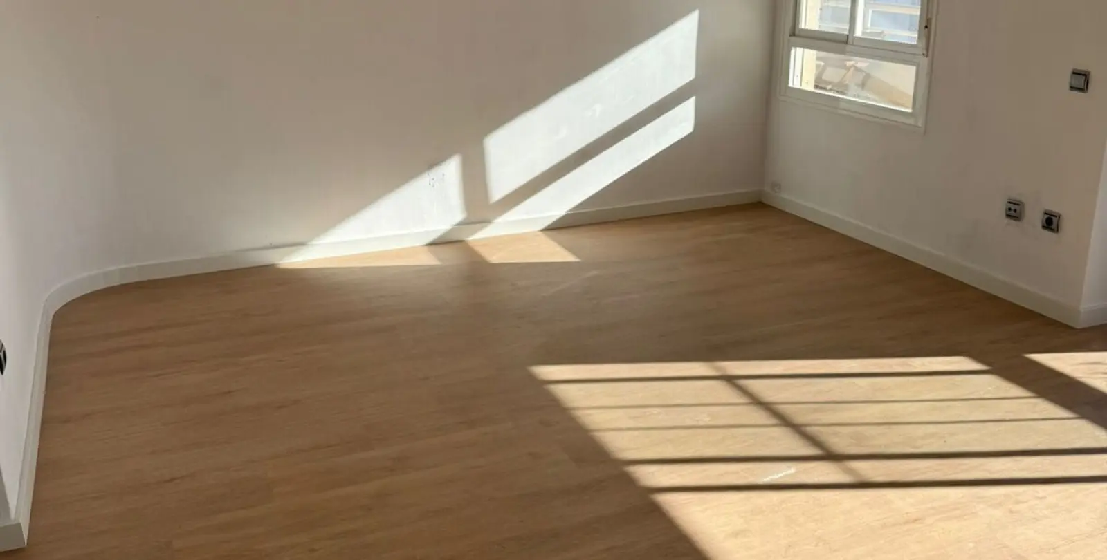 Sale of penthouse in El Pinillo 5