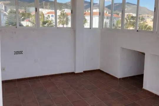 Image 8 thumb
