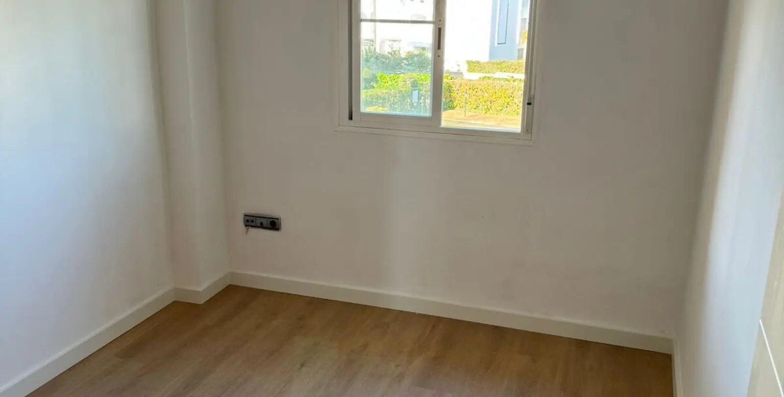 Sale of penthouse in El Pinillo 12