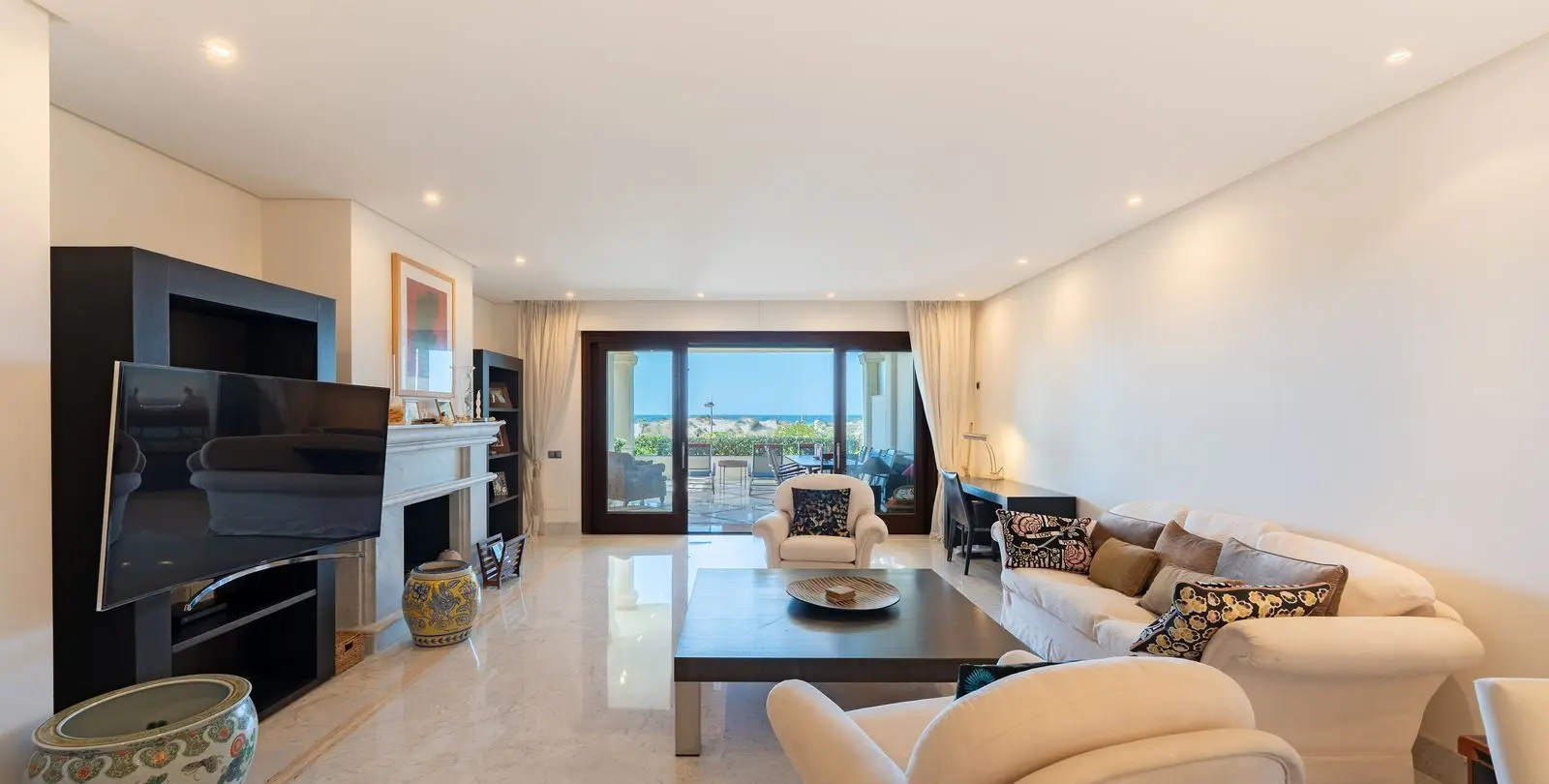Alquiler a largo plazo de apartamento en planta baja en Los Monteros 4