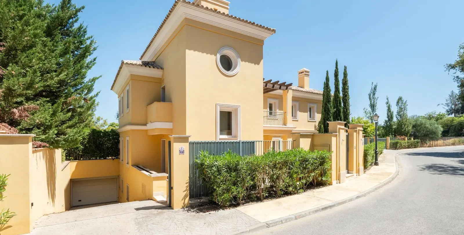 Venta de villa independiente en Los Arqueros 2