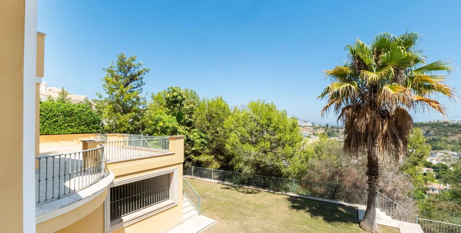 Venta de villa independiente en Los Arqueros 6