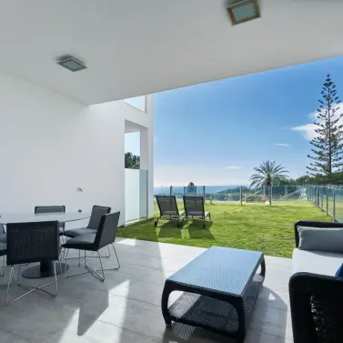 Long-term rent of townhouse in Sierra Blanca