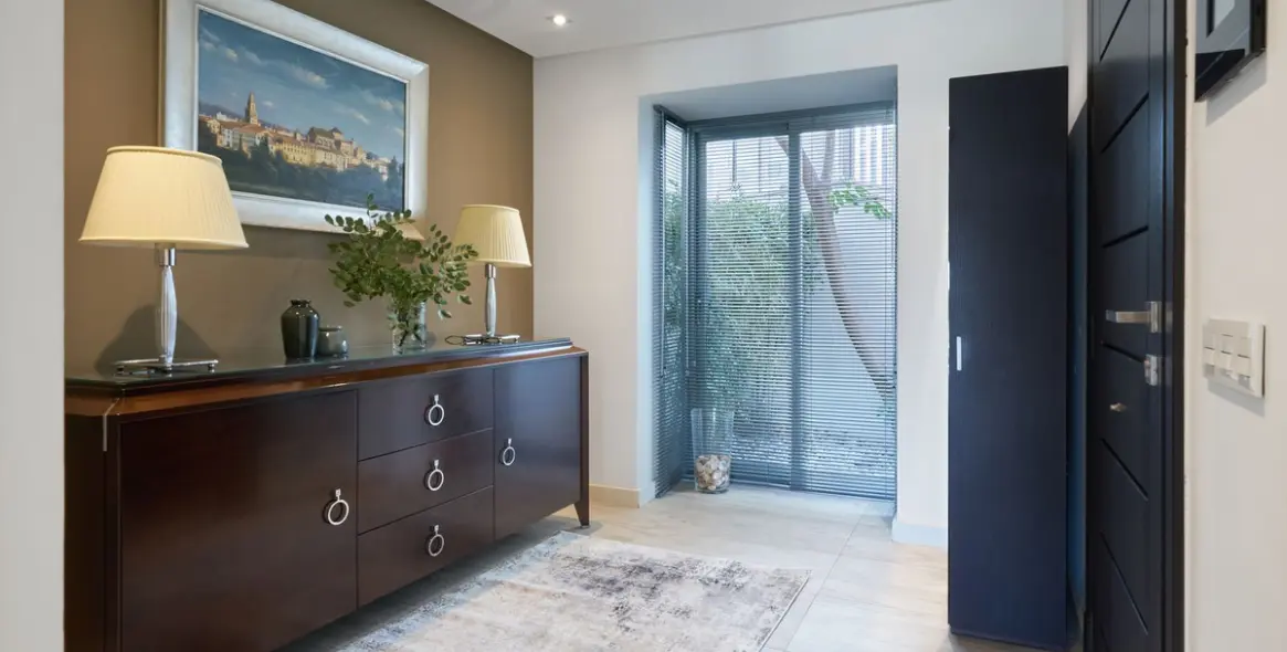 Long-term rent of townhouse in Sierra Blanca 9