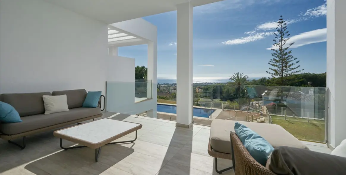 Long-term rent of townhouse in Sierra Blanca 36