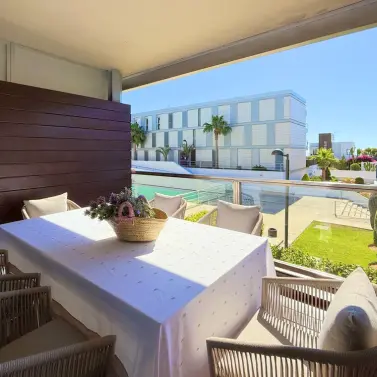 Продажа апартаментов на среднем этаже в La Duquesa