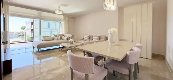 Продажа апартаментов на среднем этаже в La Duquesa 3