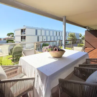 Продажа апартаментов на среднем этаже в La Duquesa