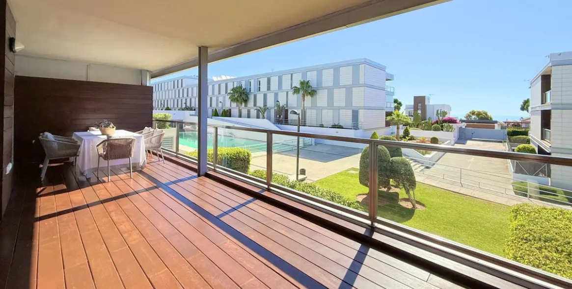 Продажа апартаментов на среднем этаже в La Duquesa 9