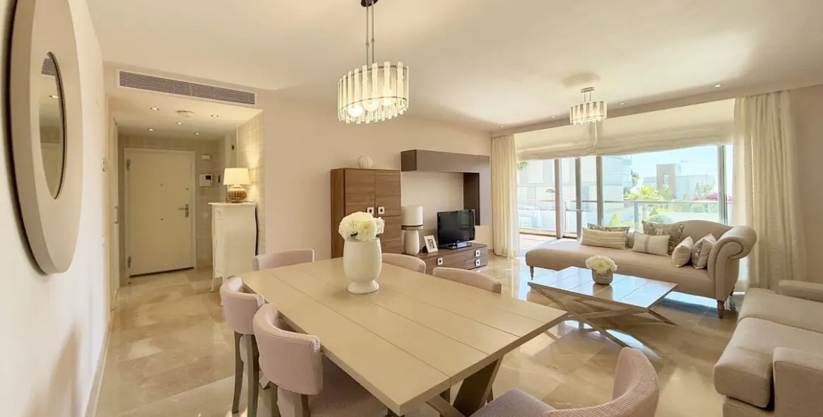 Продажа апартаментов на среднем этаже в La Duquesa 13