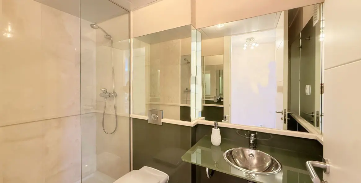 Продажа апартаментов на среднем этаже в La Duquesa 23