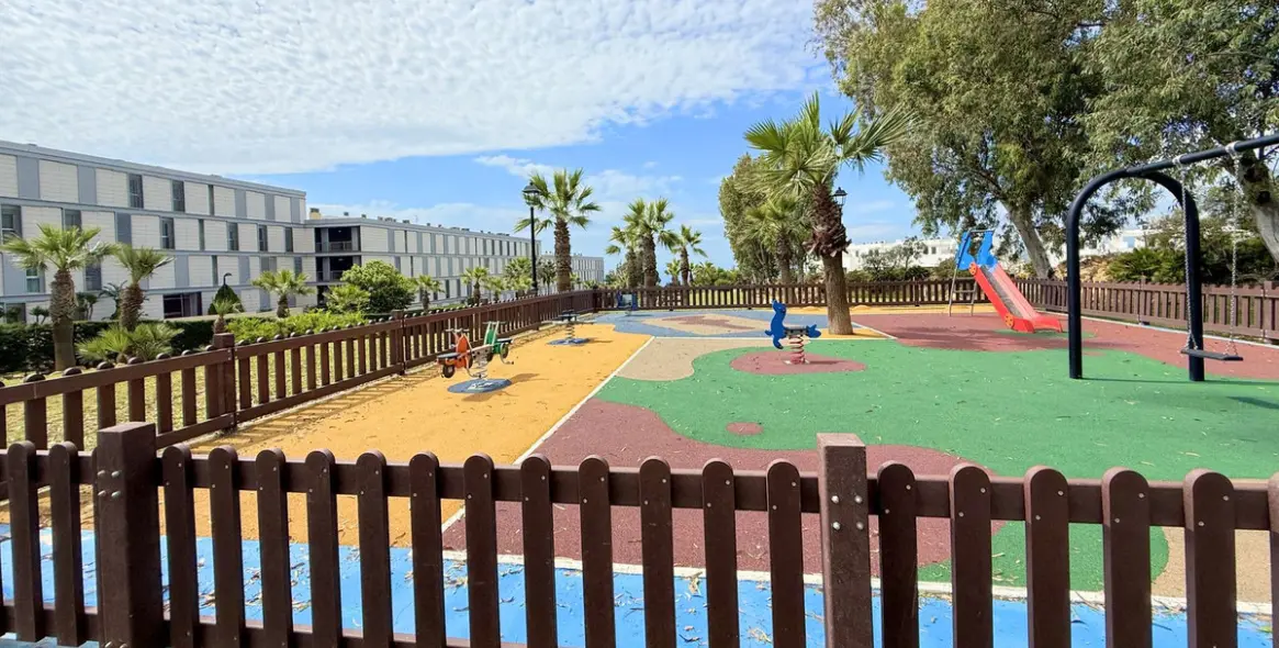 Продажа апартаментов на среднем этаже в La Duquesa 40