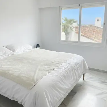 Sale of middle floor apartment in Los Almendros