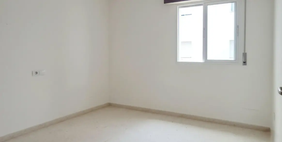 Sale of middle floor apartment in Los Boliches 15