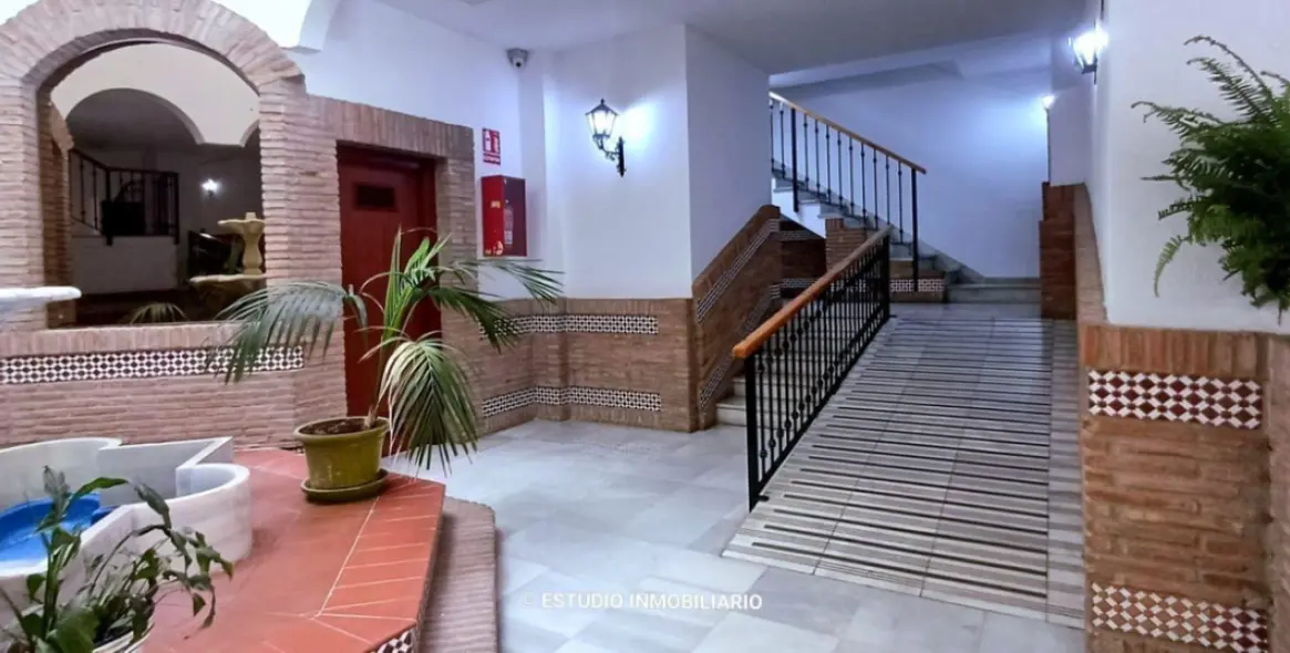 Sale of middle floor apartment in Los Boliches 19
