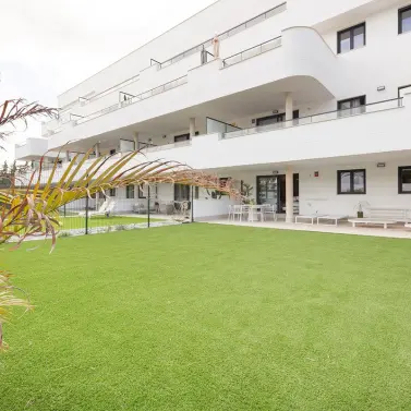 Venta de apartamento en planta baja en Estepona