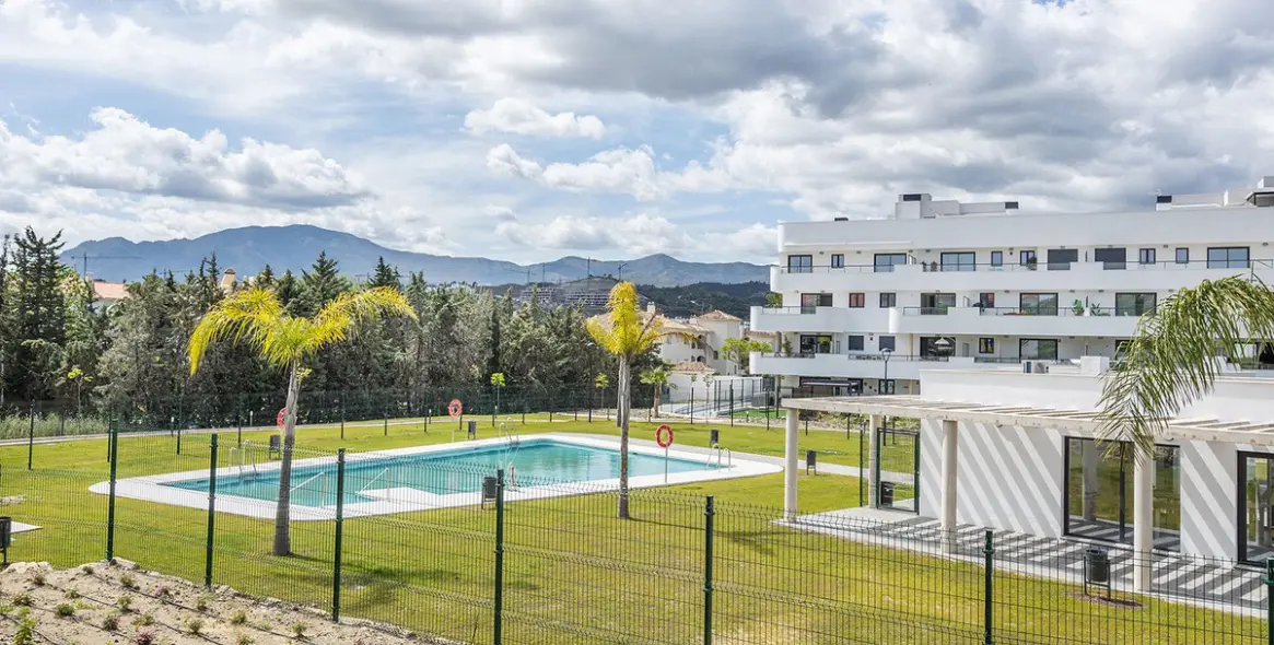 Venta de apartamento en planta baja en Estepona 7
