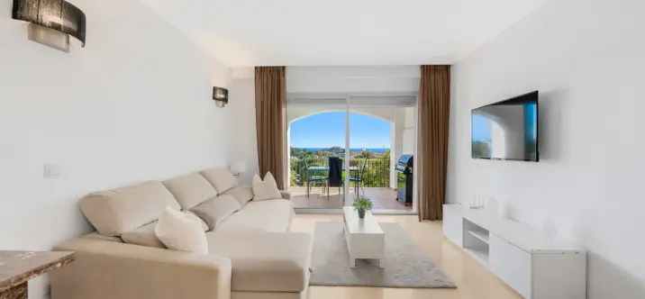 Sale of ground floor apartment in La Quinta 2