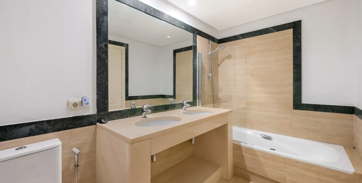 Продажа апартаментов на первом этаже в La Quinta 14