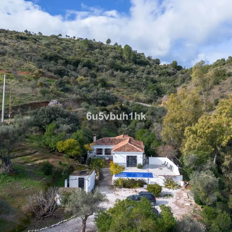 Sale of finca - cortijo in Alhaurín el Grande