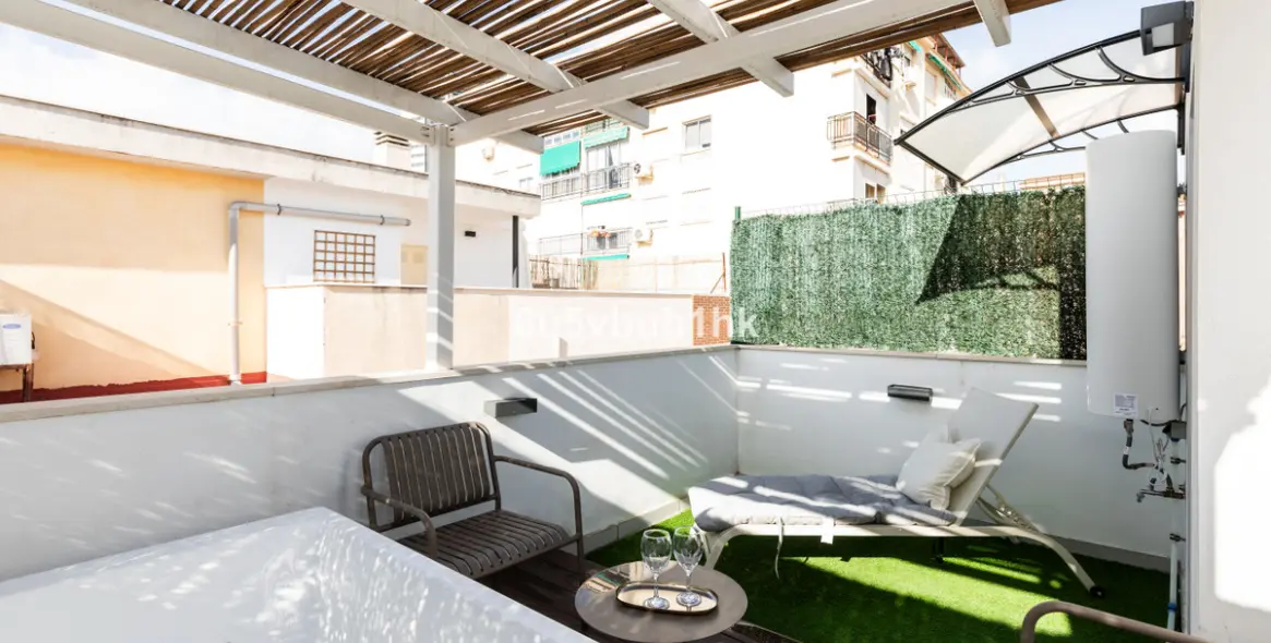 Sale of townhouse in Malaga - Centro 1