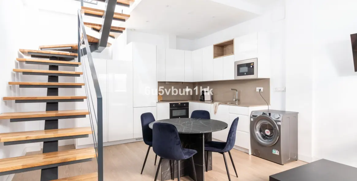 Sale of townhouse in Malaga - Centro 5