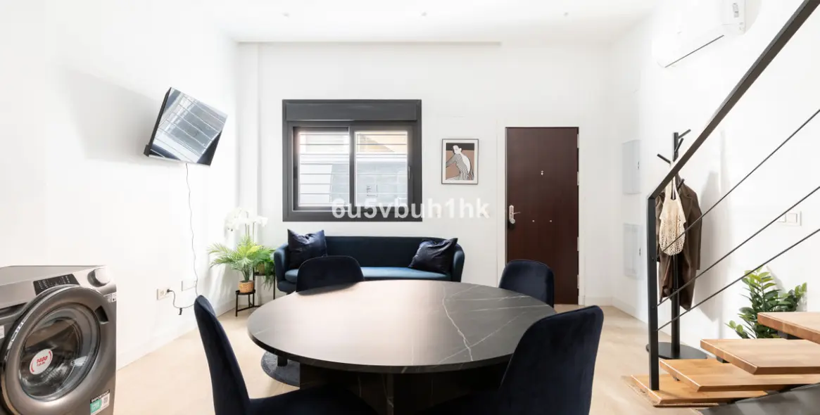 Sale of townhouse in Malaga - Centro 7