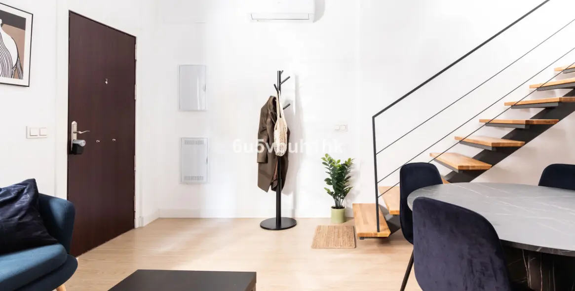 Sale of townhouse in Malaga - Centro 8