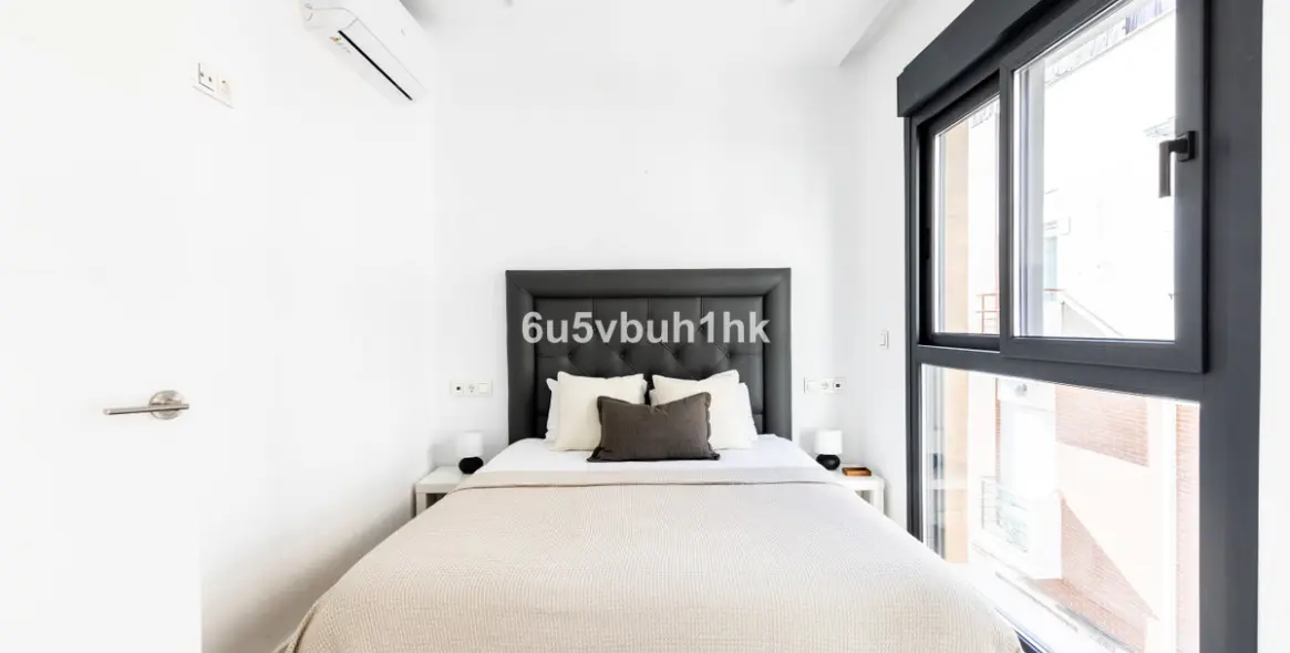 Sale of townhouse in Malaga - Centro 10