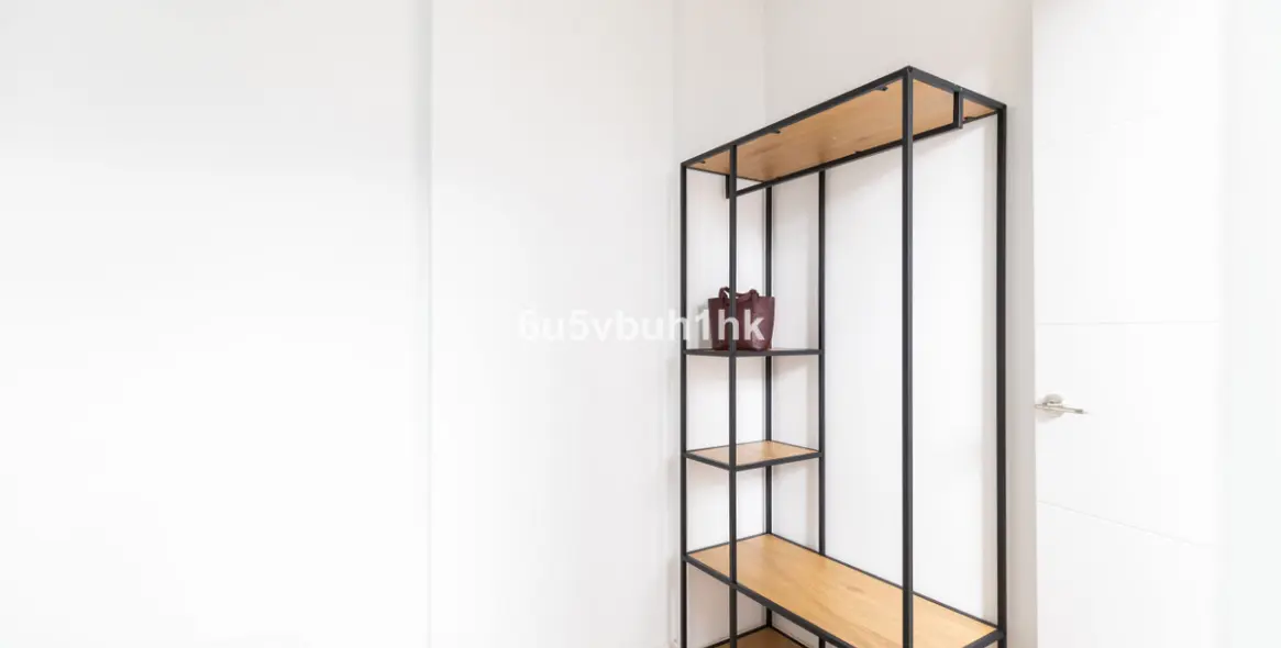 Sale of townhouse in Malaga - Centro 13