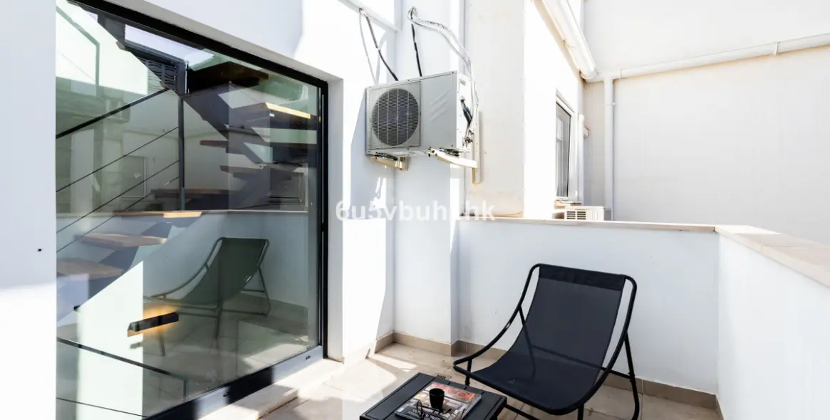 Sale of townhouse in Malaga - Centro 16