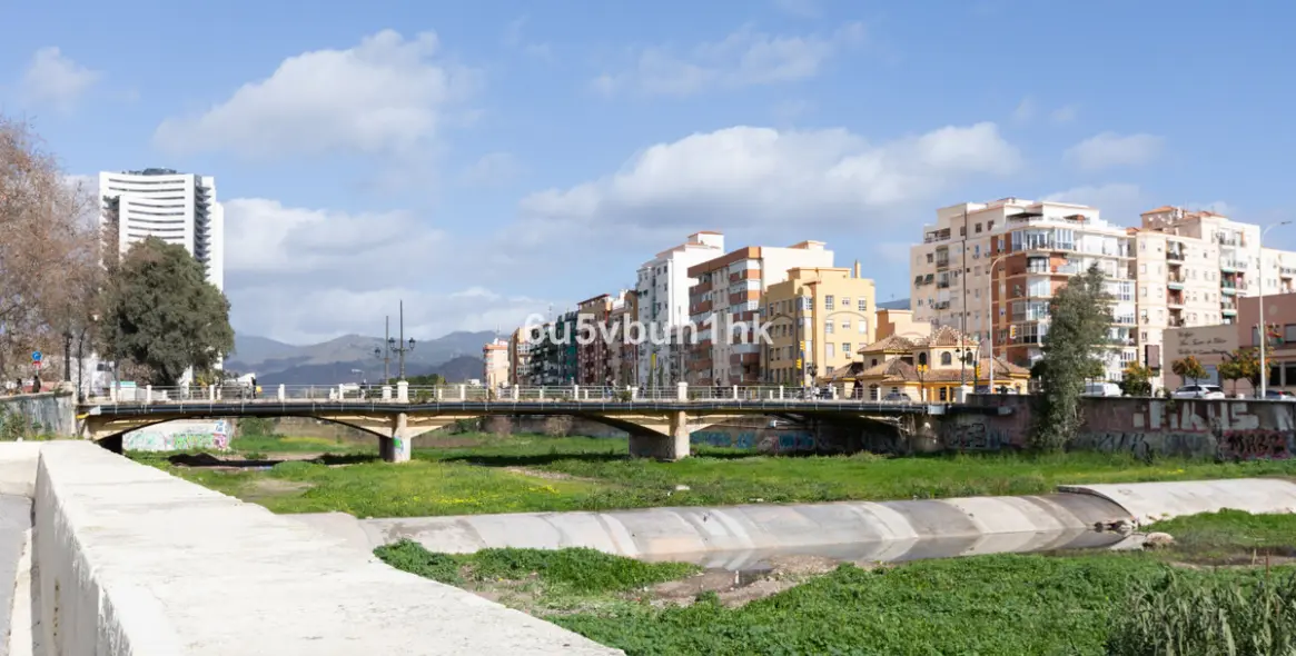 Sale of townhouse in Malaga - Centro 20