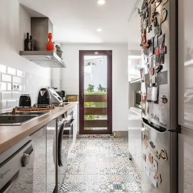 Sale of middle floor apartment in Nueva Andalucía