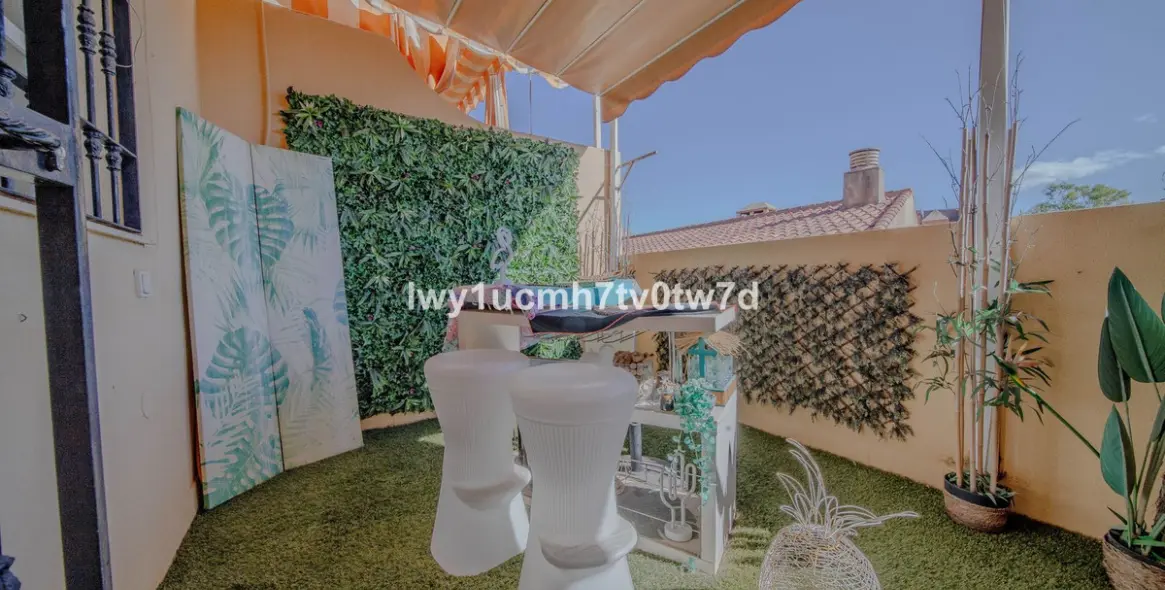 Sale of townhouse in Cala del Moral 11