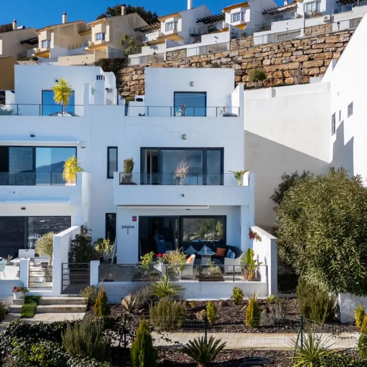 Sale of townhouse in Marbella