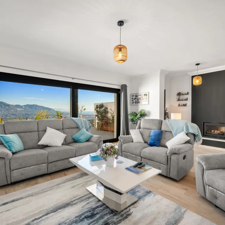 Sale of townhouse in Marbella