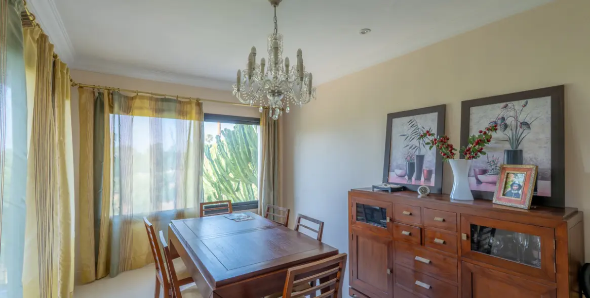 Продажа  отдельно стоящей виллы в Benahavís 9